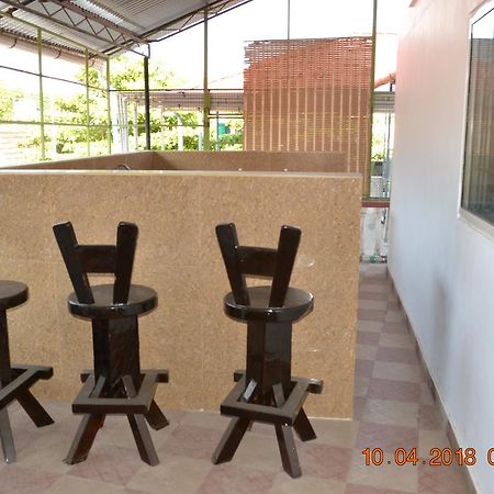 Globe Trotters Inn Kochi Ngoại thất bức ảnh